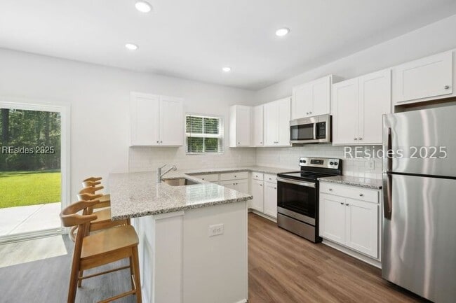 Photo - 105 Mainland Lakes Dr