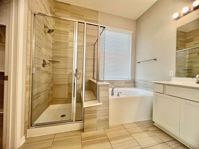 Building Photo - 2554 Granberry Pt