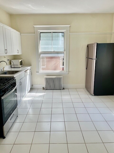 Photo - 81 College Ave Unit 1R