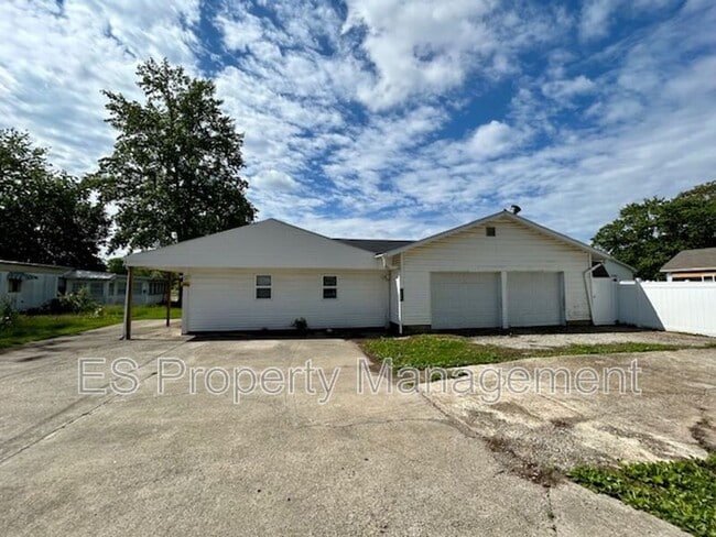 Photo - 1408 Holland St