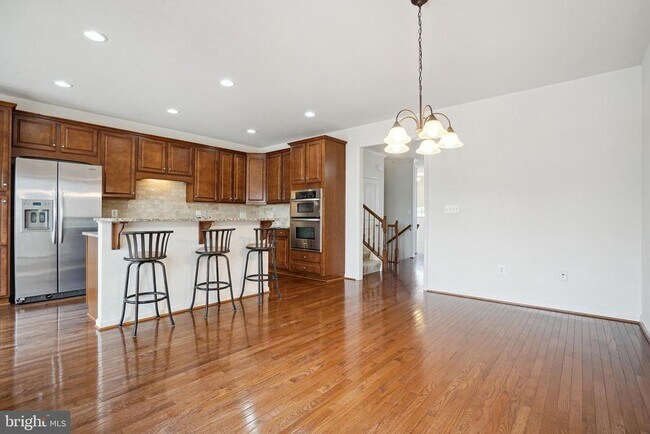 Photo - 41685 St Albans Terrace