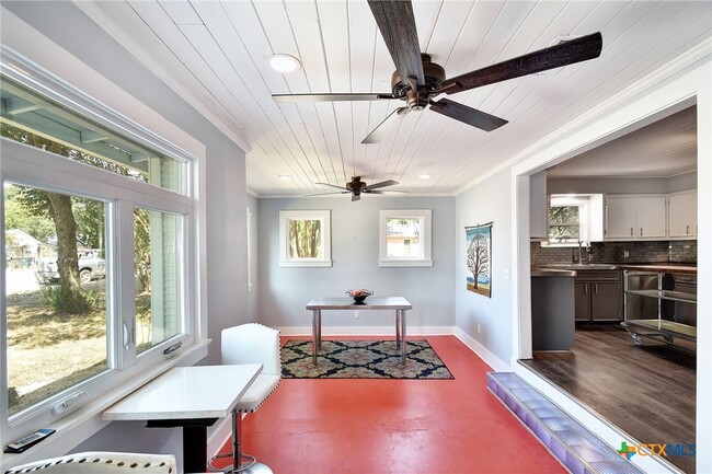 Photo - 717 S Laurel Ave