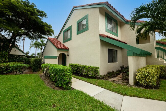 3 Lexington Ln E Unidad A