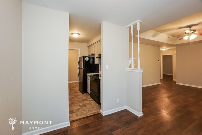 Photo - 731 Inver Ln