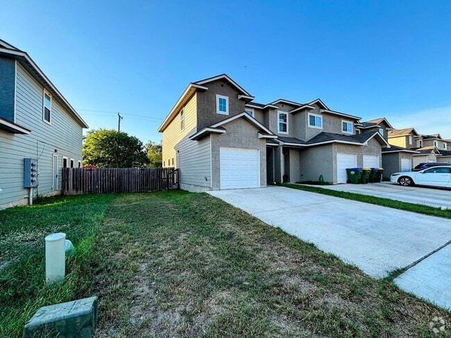 Building Photo - Experience Refined Living in This Elegant ... Rental