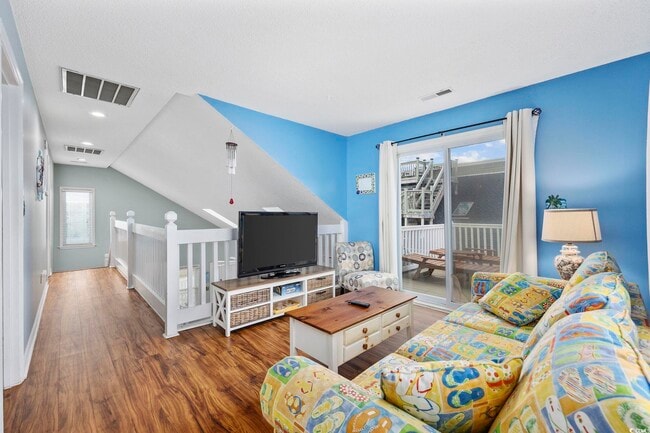 Photo - 306 49th Ave N