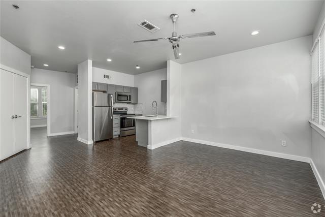Building Photo - 2330 Kirby St Unit 6 Rental