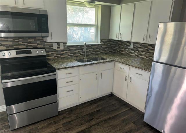 Photo - 410 S College Dr