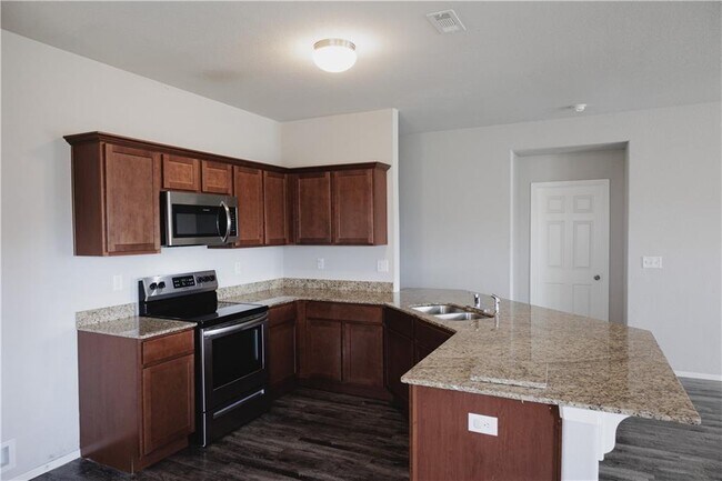 Photo - 2301 Hickory Wood Ave