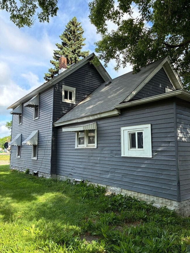 Photo - Charming 3-Bedroom Property in Prime Location