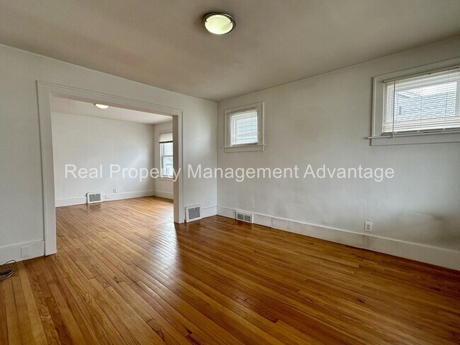 Photo - 316 Spencer St Unit 316 Spencer  B