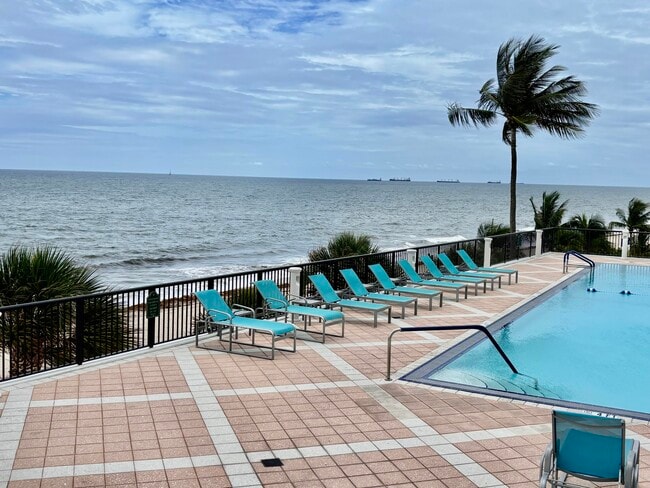 Building Photo - 4280 Galt Ocean Dr Unit 3e