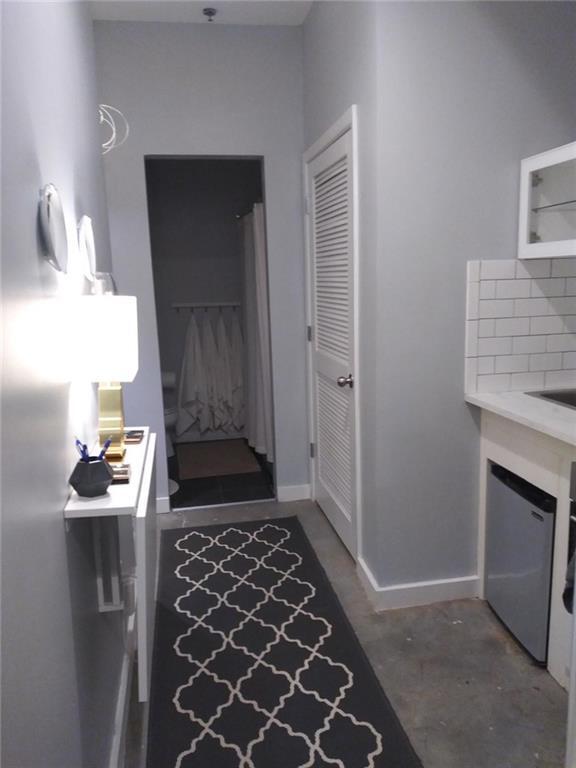Photo - 238 Walker St SW