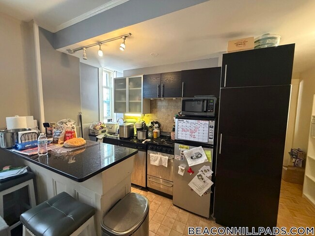 Photo - 21 Beacon St Unidad 10B