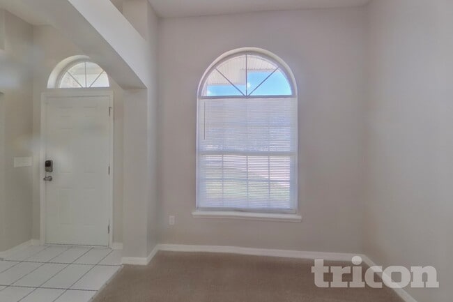 11509 Twin Oaks Trail
