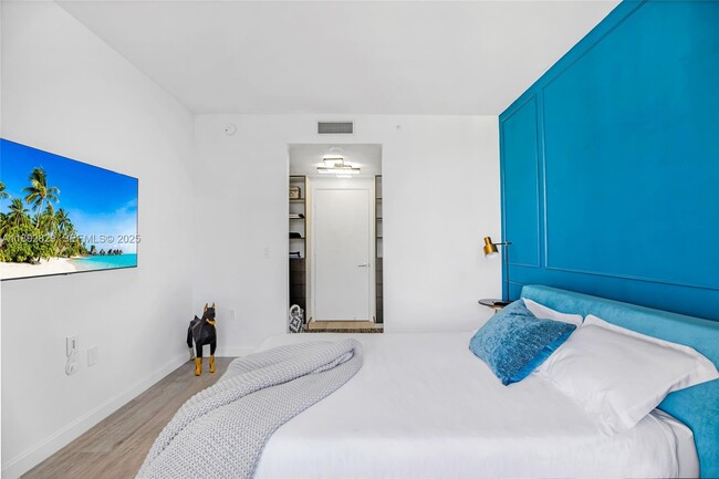 Photo - 55 SW 9th St Unit 3205