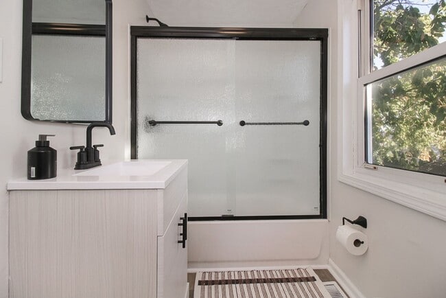 Photo - 3 bedroom 3 bathroom Single Family Home