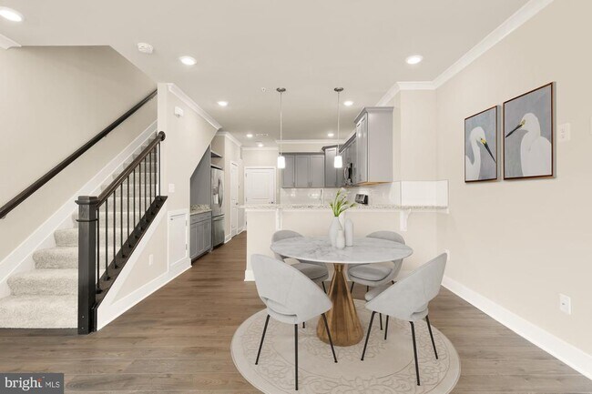 Photo - 7916a Potter Pl Unidad B