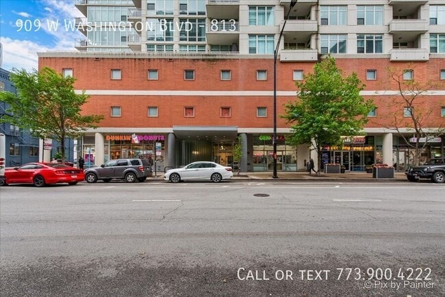Photo - 909 W Washington Blvd