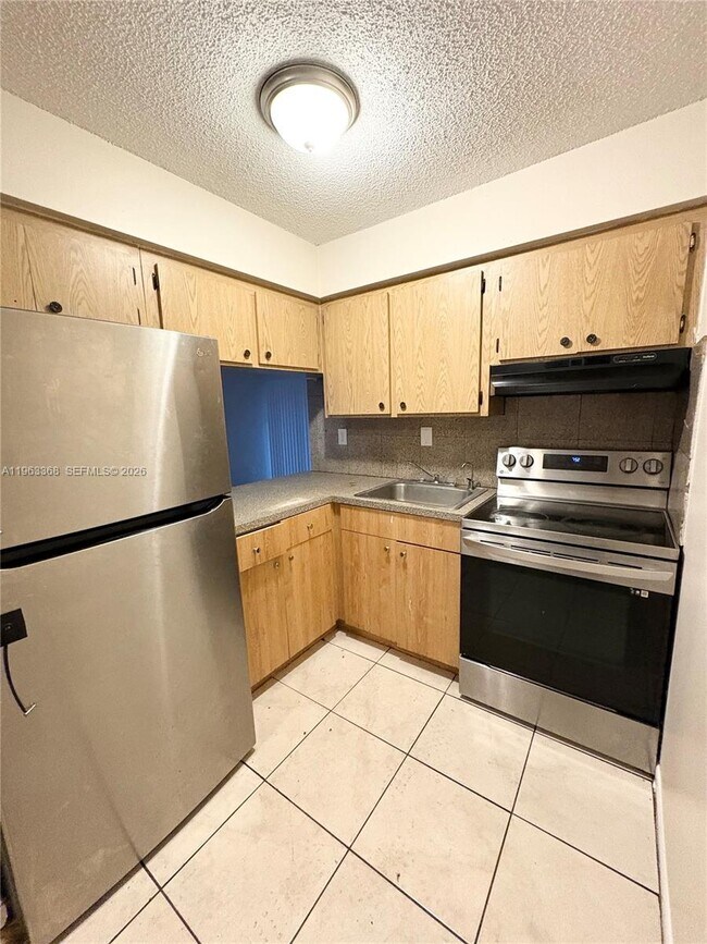 Photo - 813 SW 10th St Unidad A