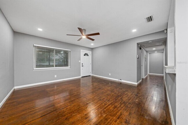 Photo - 6531 Hill Top Rd