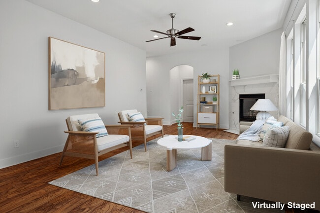 Photo - 5011 Manett St