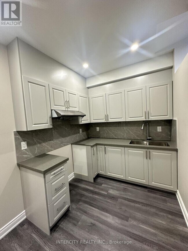 Photo - 18 Elverton Cres