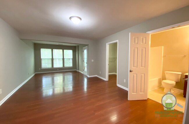 Photo - 222 Cambria Ct