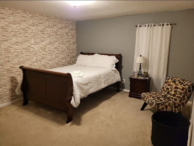 Photo - 5808 Bernhowe Manor Ln