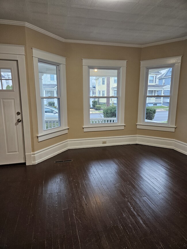 Living Room - 521 E 3rd St