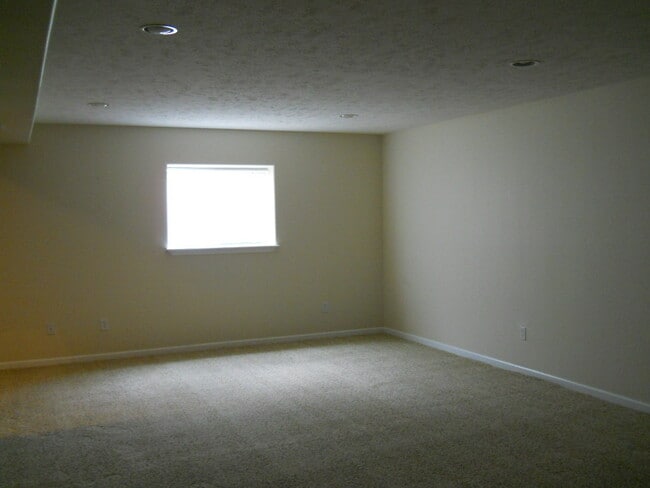 16807/16805 N. Mayfair