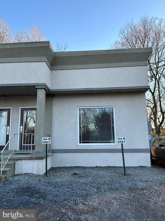 Photo - 144 WATER St