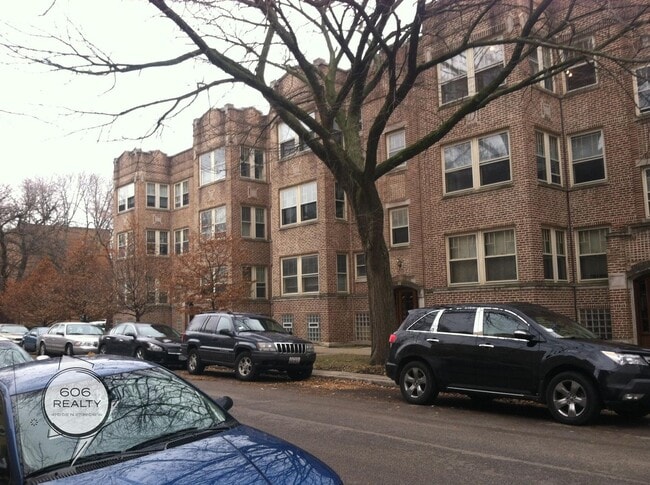 Photo - 1909 W Argyle St Condo Unit 1