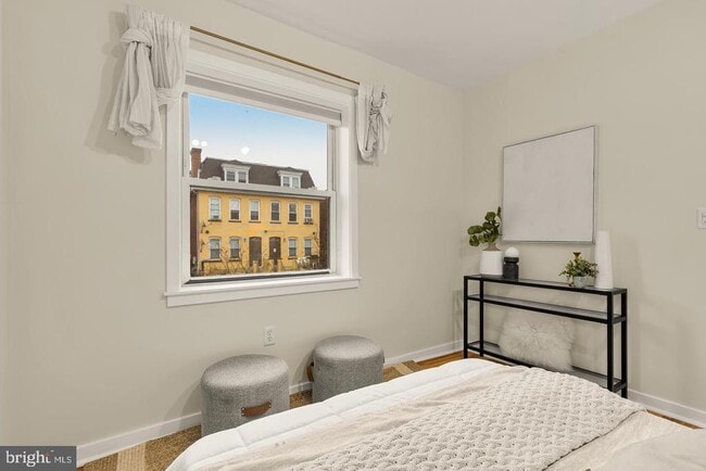 3534 10th St NW Unit 200