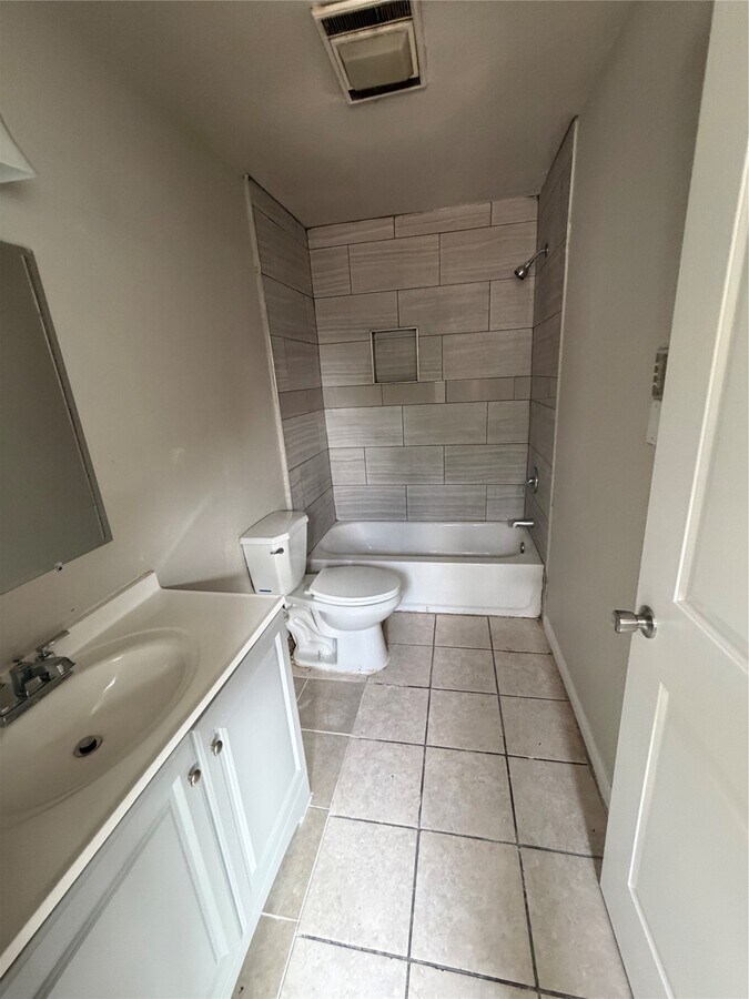 Photo - 1209 Glenn Ave