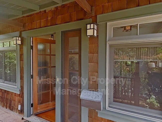Photo - 1110 Curley Ave Casa