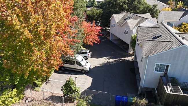 Photo - 120 Golden Ridge Ave