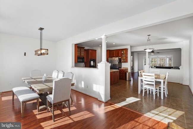 Photo - 12 Popes Creek Ln