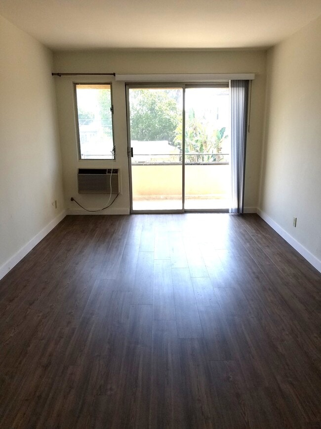 Photo - 1533 Hi Point St