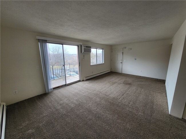 Photo - 7554 Victor Mendon Rd