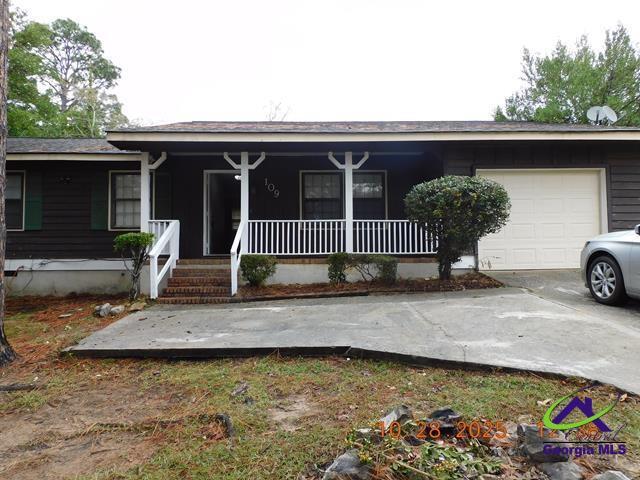 Building Photo - 109 Melody Ln