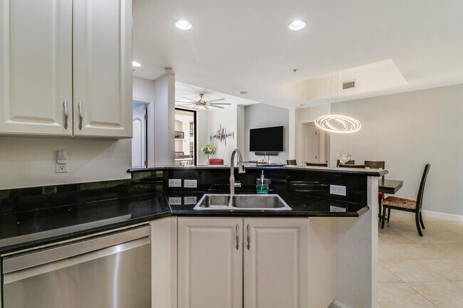 Photo - 801 S Olive Ave Unit 1515
