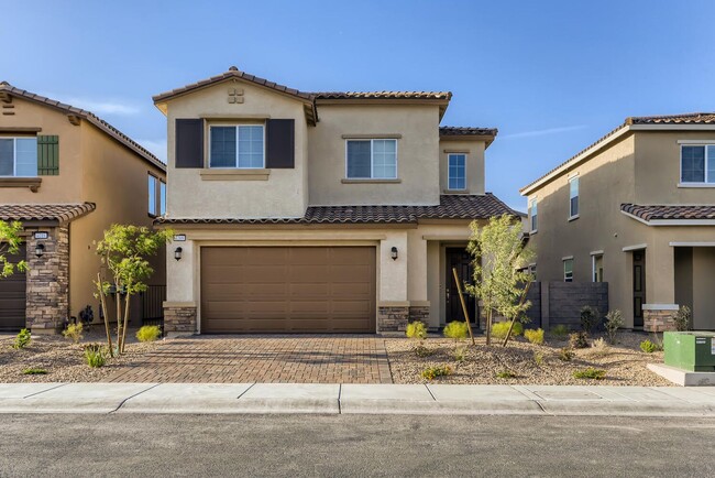 A Spectacular New Home with Solar Panels! - A Spectacular New Home with Solar Panels!