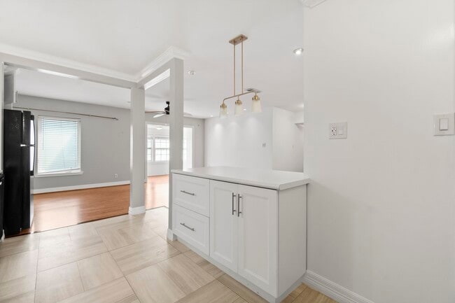 Photo - 2824 Briarhurst Dr Unit 14