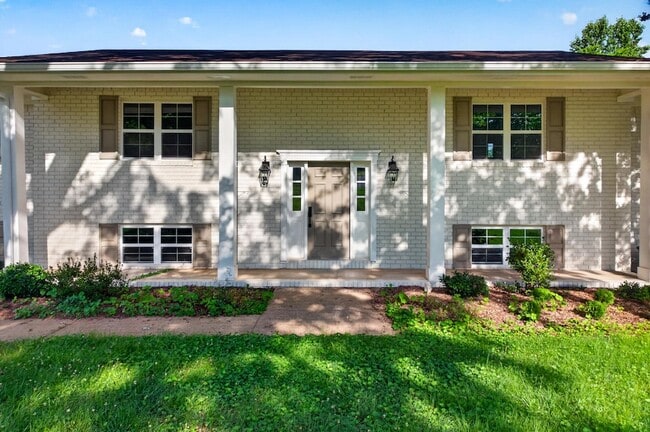 Photo - 9512 Heathwood Dr