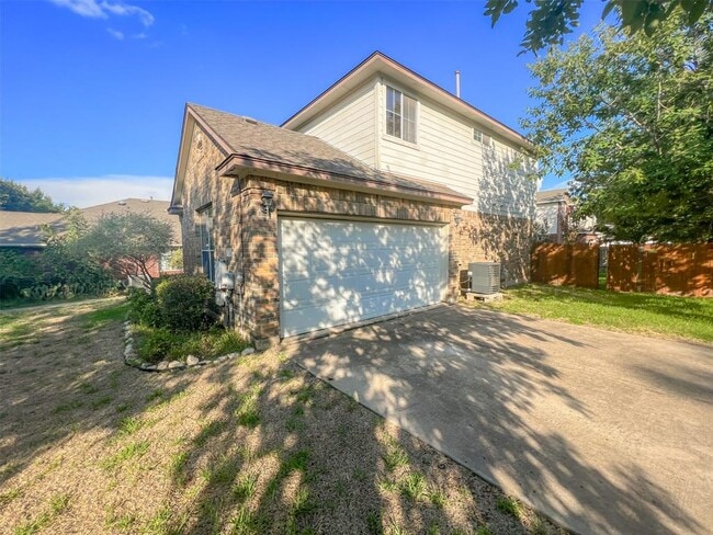 Photo - 10717 Strand St