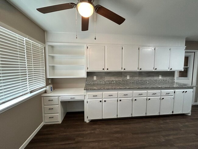 Photo - 2119 57th St