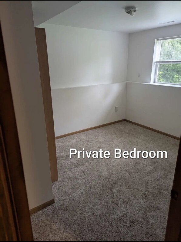 Building Photo - 487 W Prairie St Rental