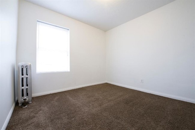 Photo - 6700 S Indiana