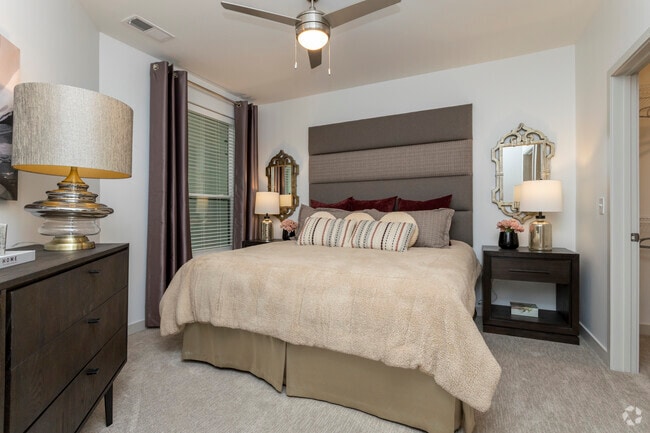 2BR, 2BA - B1
